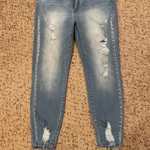 Like new size 13/30 High Waisted Distressed KanCan Jeans